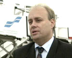 Wolfram Stegmann, Flughafen Schwerin-Parchim; Rechte: WDR-Fernsehen 2002